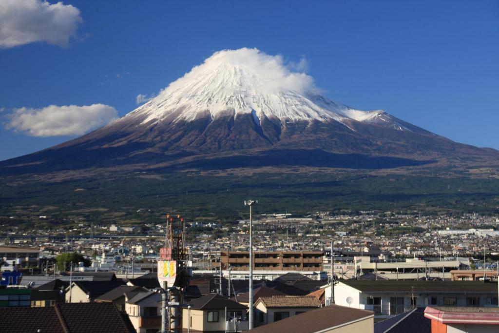 Fuji-Shi Business Hotel Furuiya Ryokan Fuji  Exterior photo