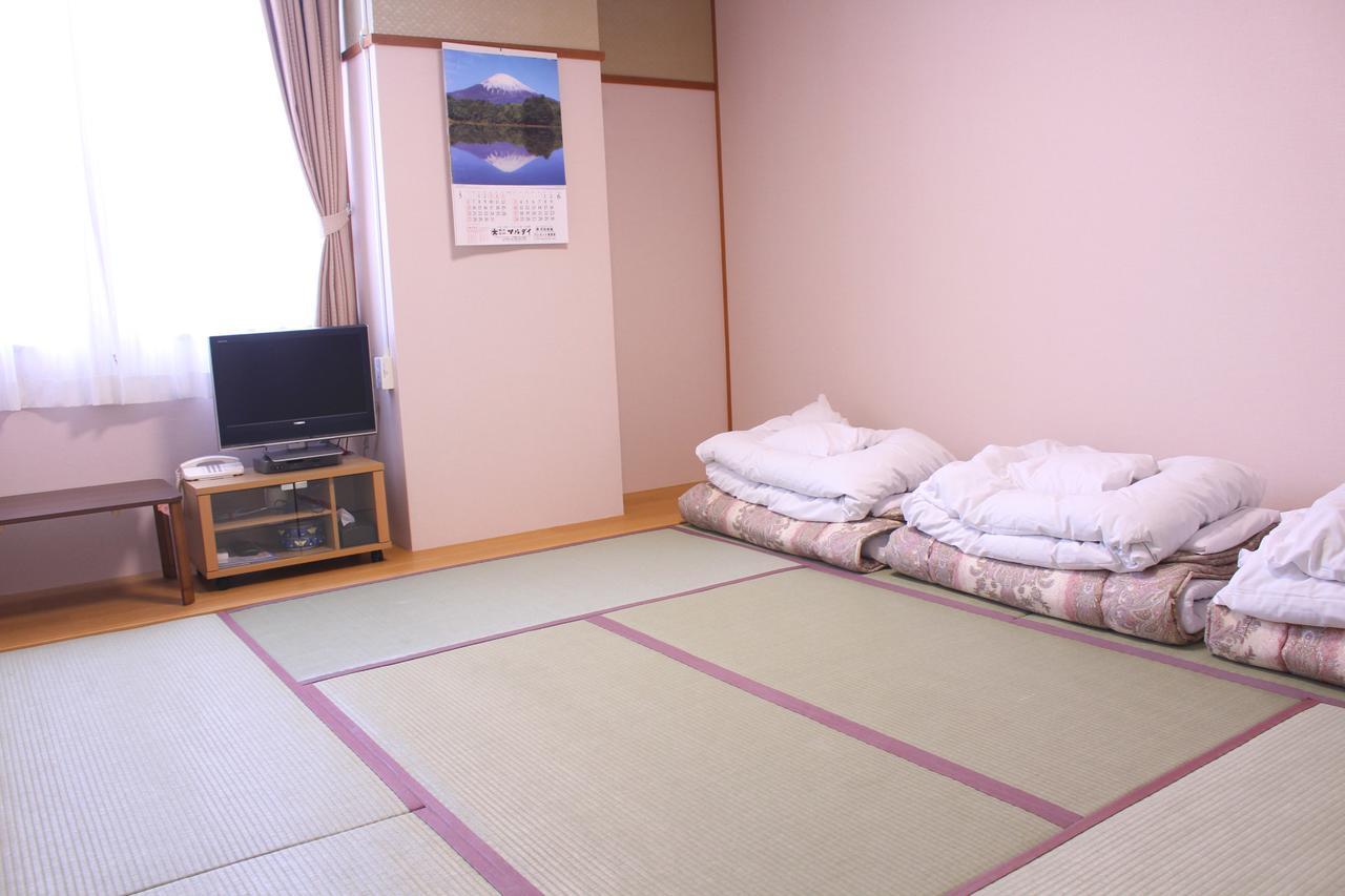 Fuji-Shi Business Hotel Furuiya Ryokan Fuji  Exterior photo